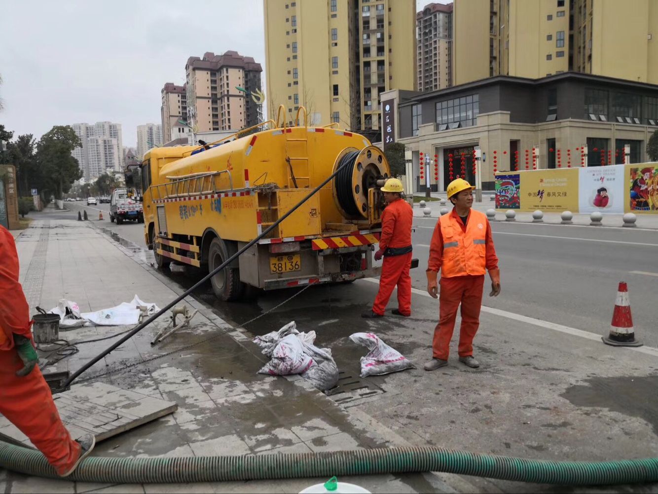 托克逊排污管道清淤-管道清洗